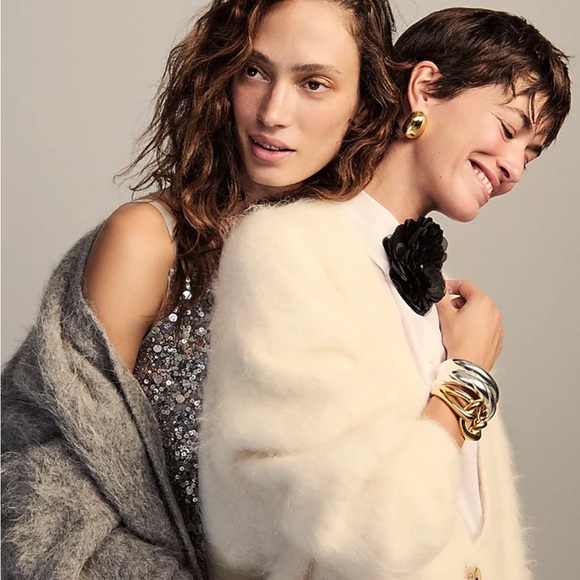 J. Crew | Relaxed V-neck cardigan sweater in Brushed Yarn NWT - Picture 2 of 9